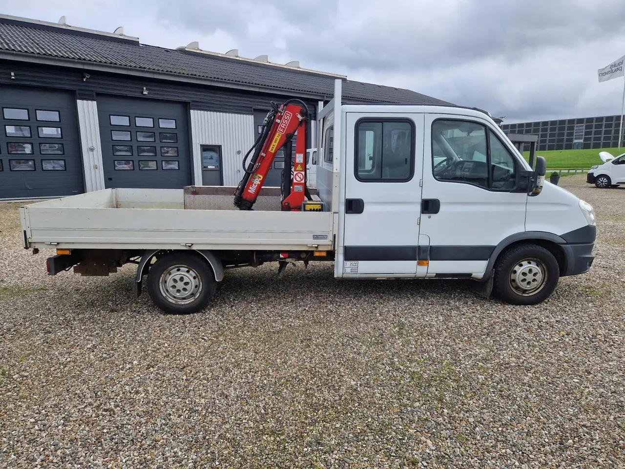 Billede 3 - Iveco Daily 2,3 35S13 Mandskabsvogn m/lad