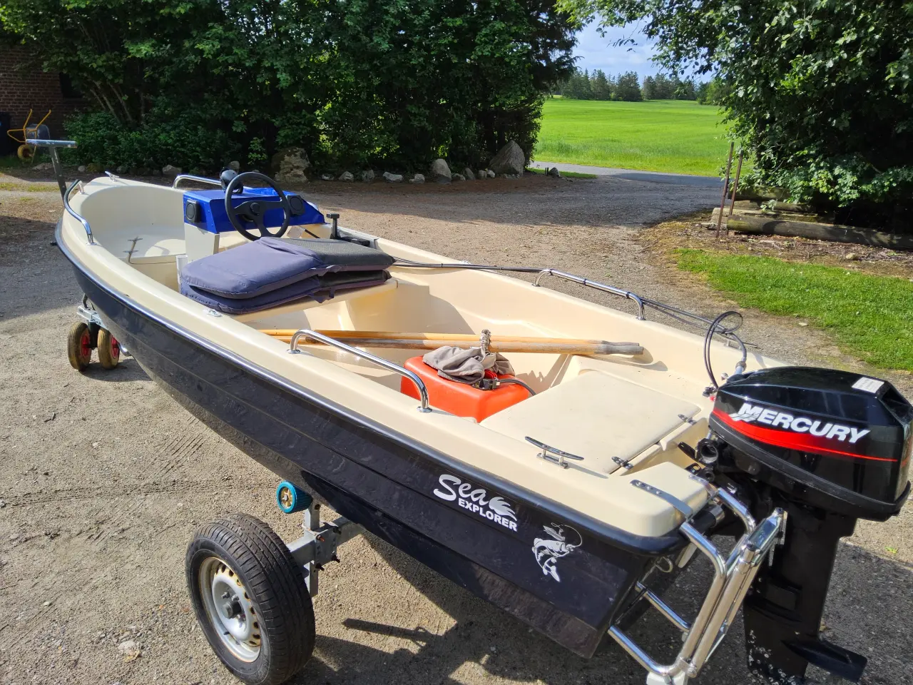 Billede 4 - Sea Explorer med styrepult, og dobbeltskroget