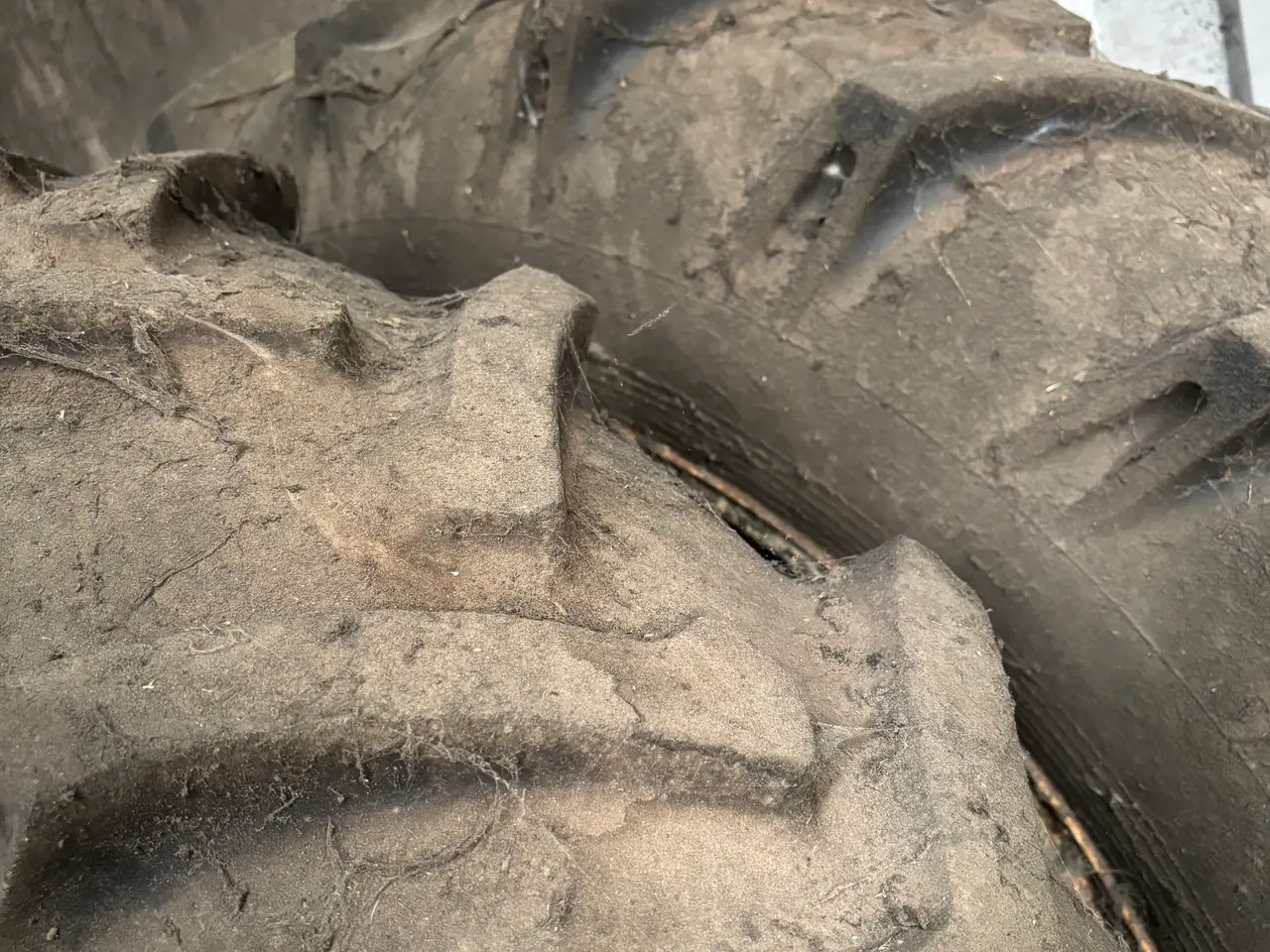 Billede 2 - Tvillingehjul traktor 136/12 R38