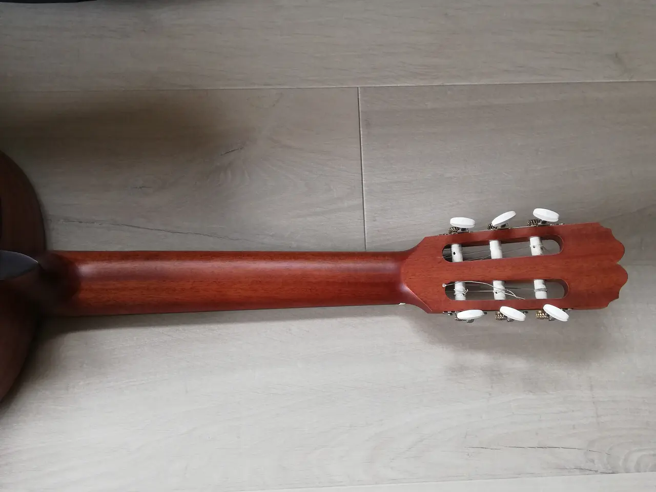 Billede 6 - Flot Santana Nr. 10 guitar Spanien, etui og tuner
