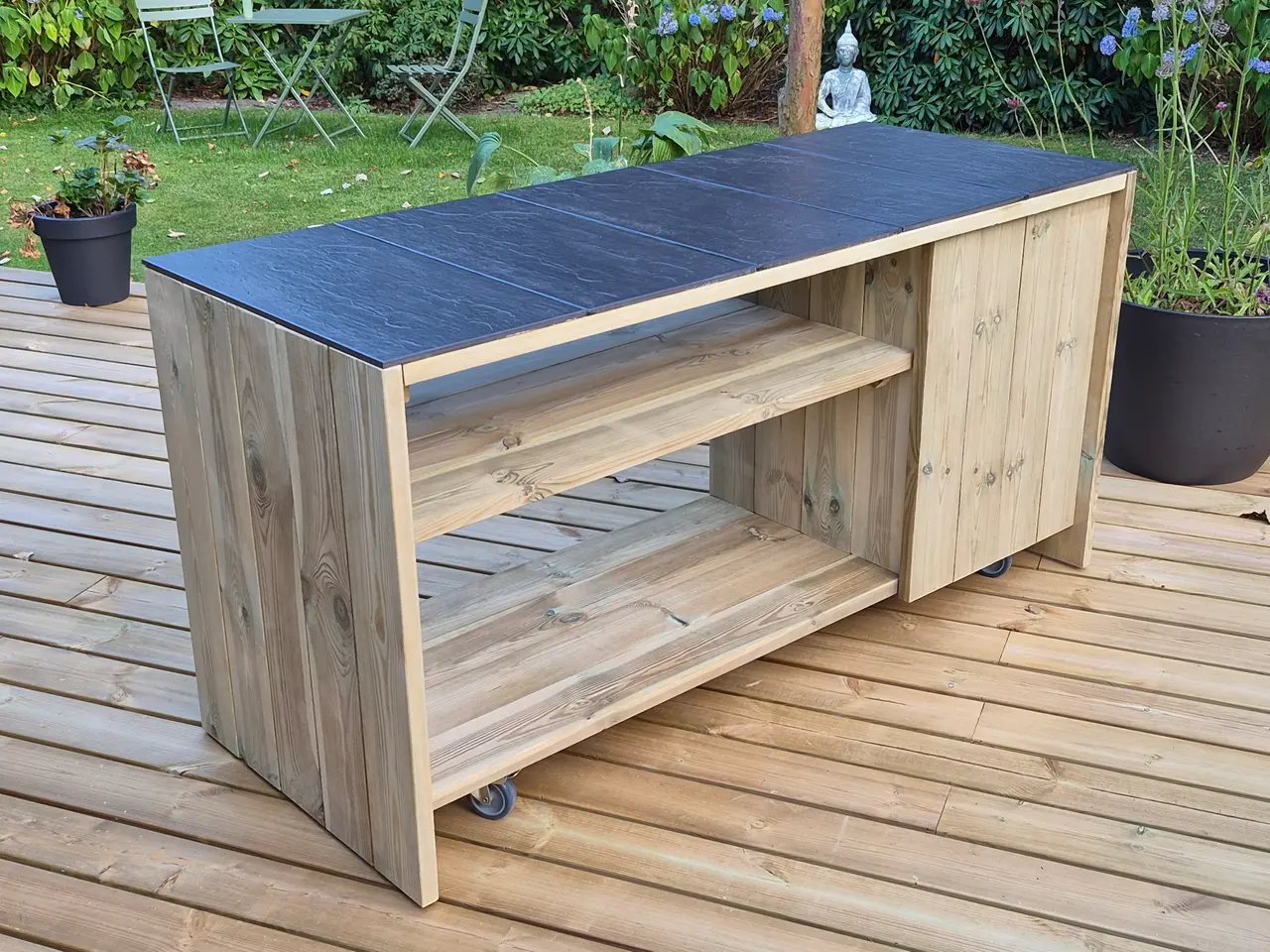Billede 2 - Grillbord / Udekøkken