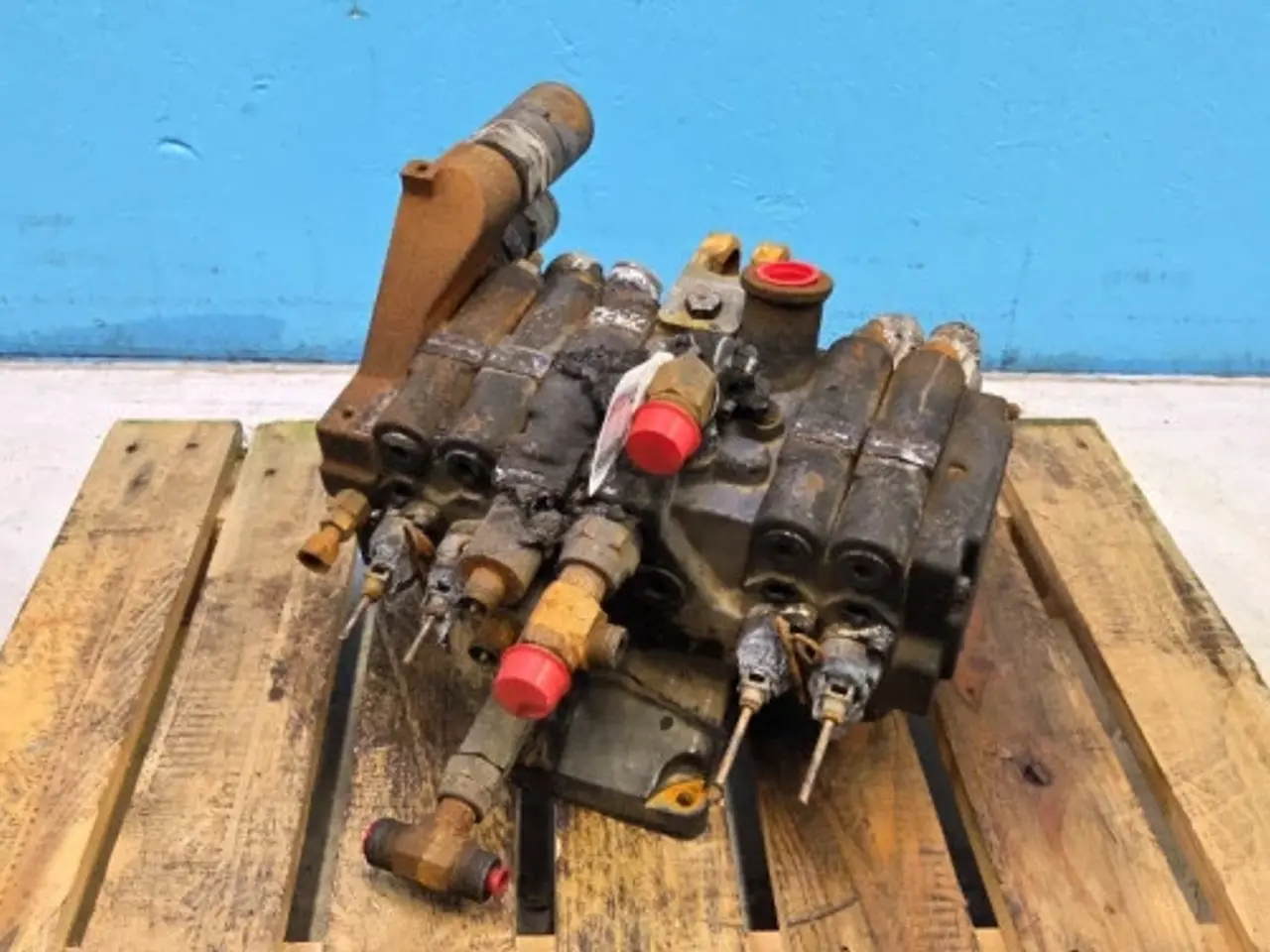 Billede 2 - Case Puma 185 Hydraulikventil 47135544