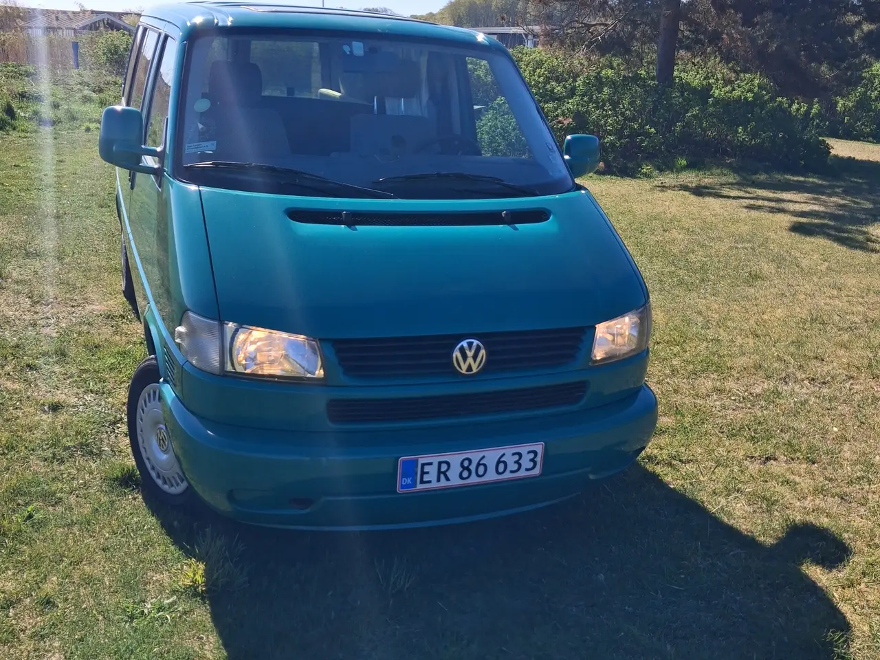 Billede 2 - Campervan med lavt km-tal