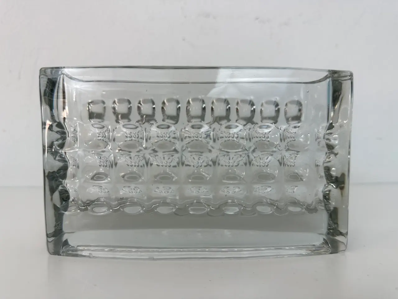 Billede 2 - Vintage vase / holder i klart massiv glas