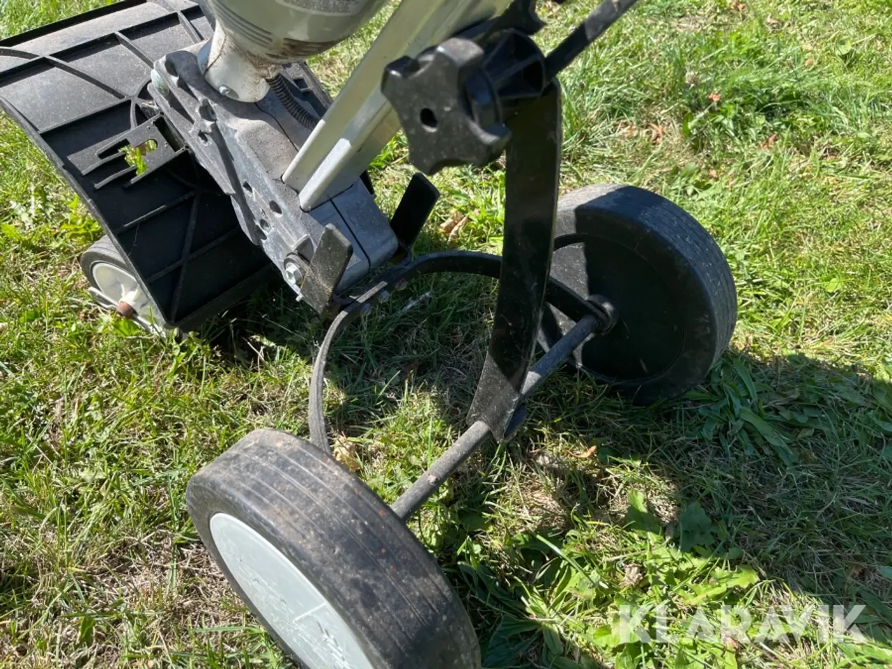 Billede 9 - Kantskærer Stihl MM56