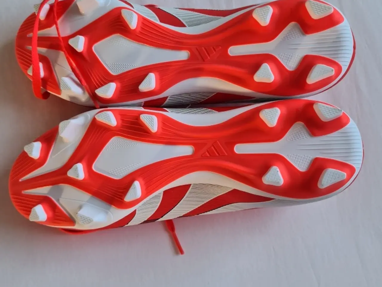 Billede 4 - Adidas Predator fodboldstøvler rød hvid, str. 8