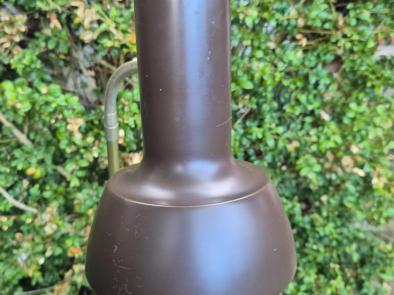 Billede 1 - Brun gulvlampe med fleksarm og fodafbryder