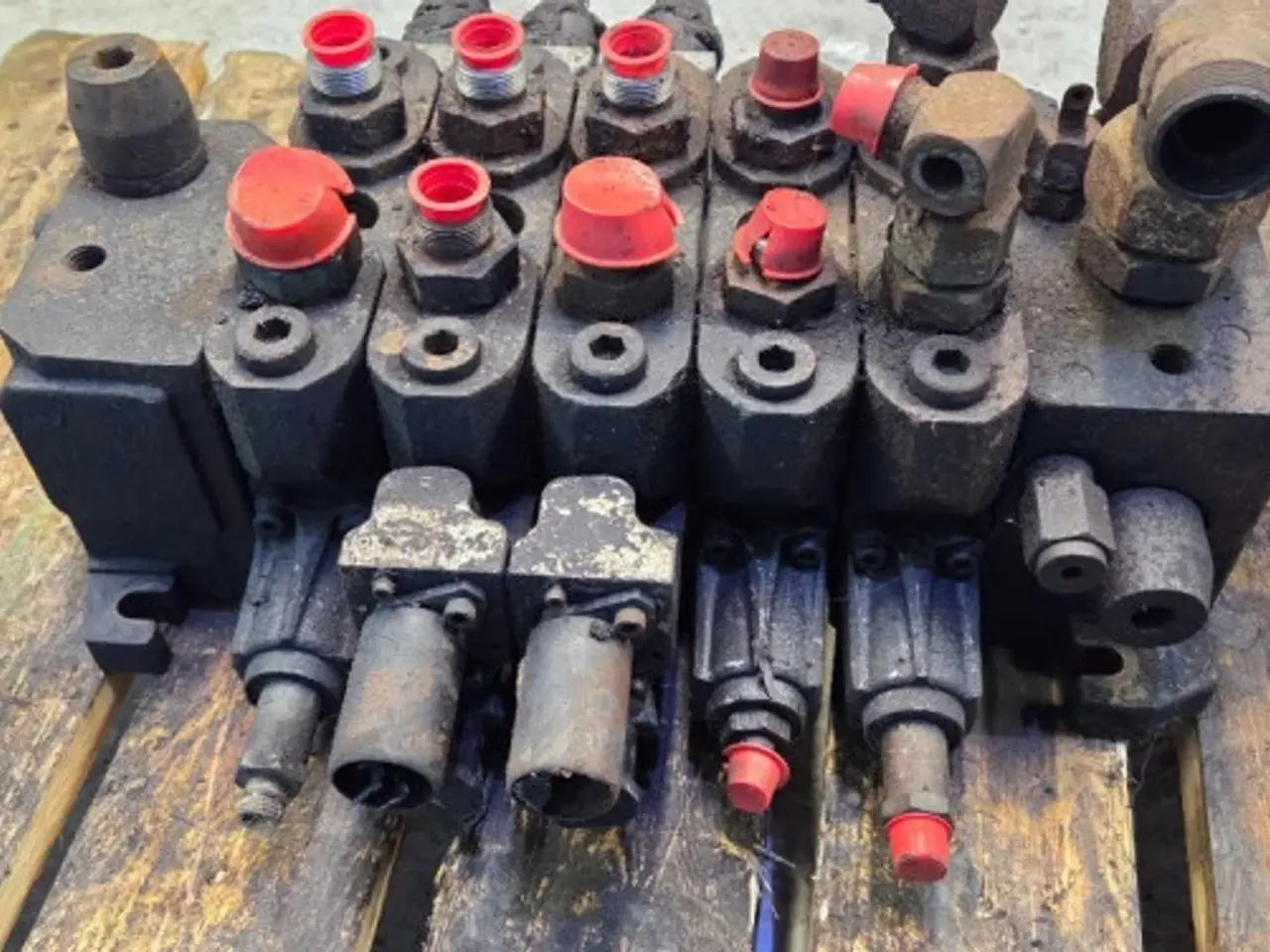 Billede 6 - Manitou 735-120 Hydraulikventil 286674