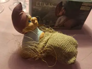 Klarborg nisse, Lukas