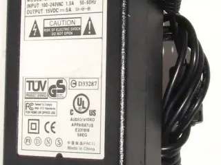 Strømforsyning AC-DC Adapter Linearity 15VDC 5A