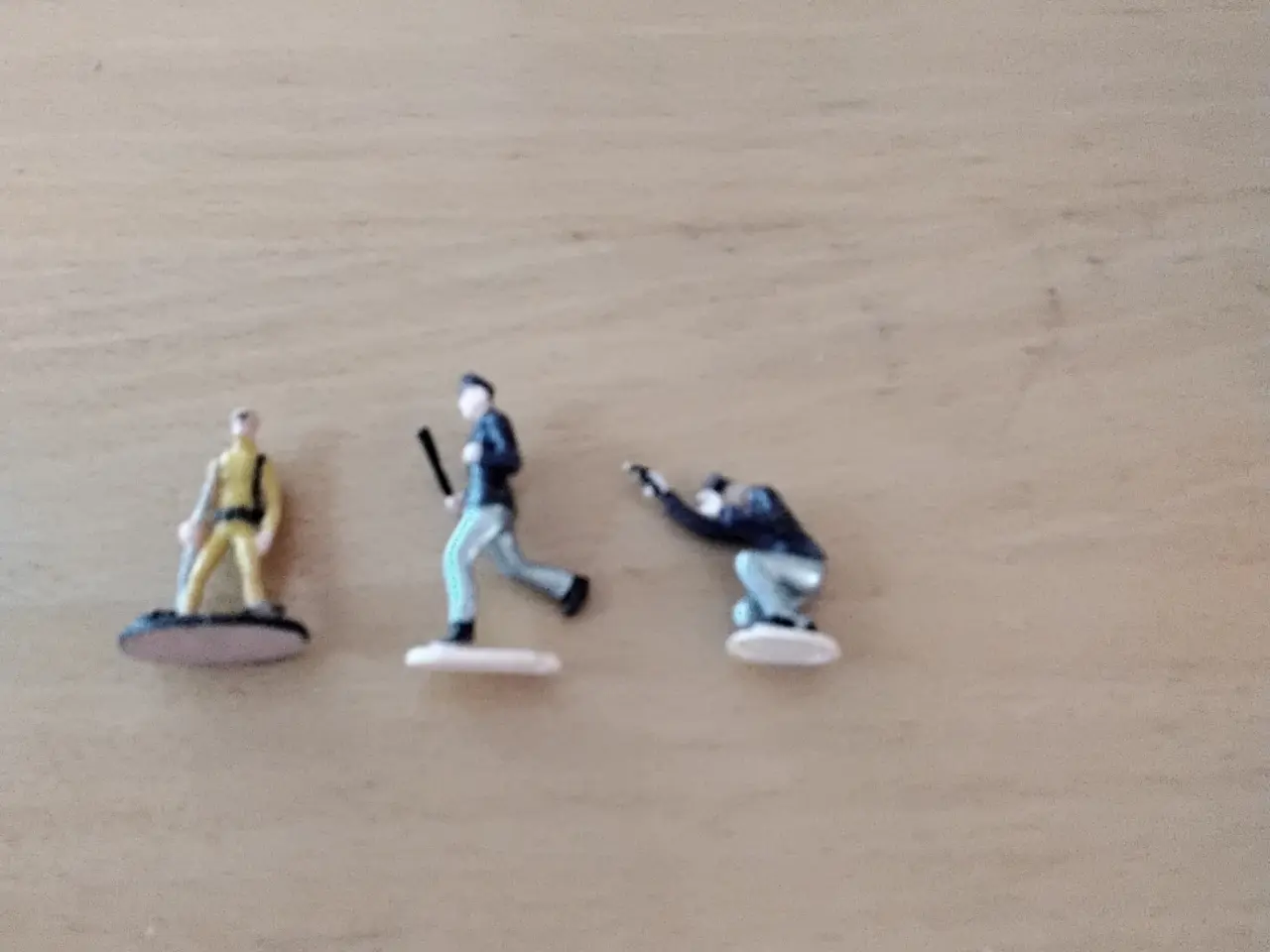 Billede 1 - Små figurer (4 billeder)