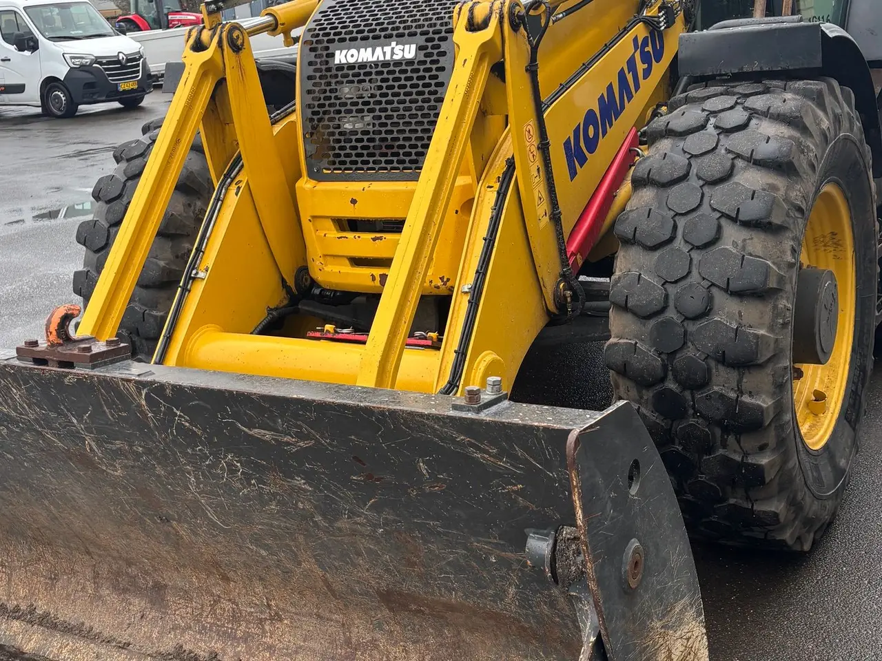 Billede 1 - Komatsu WB97 S PÅ VEJ IND