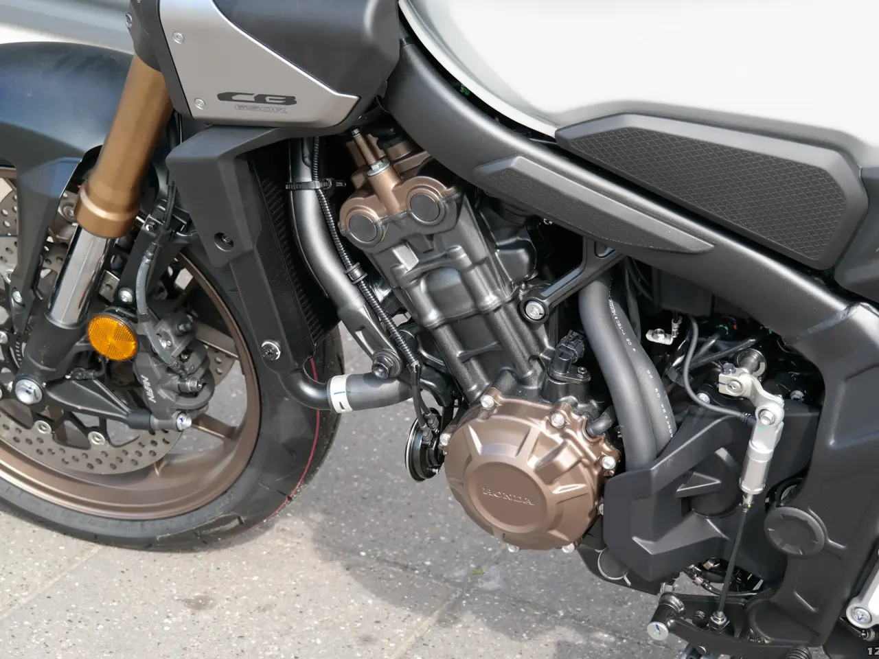 Billede 24 - Honda CB 650 RC MC-SYD       BYTTER GERNE