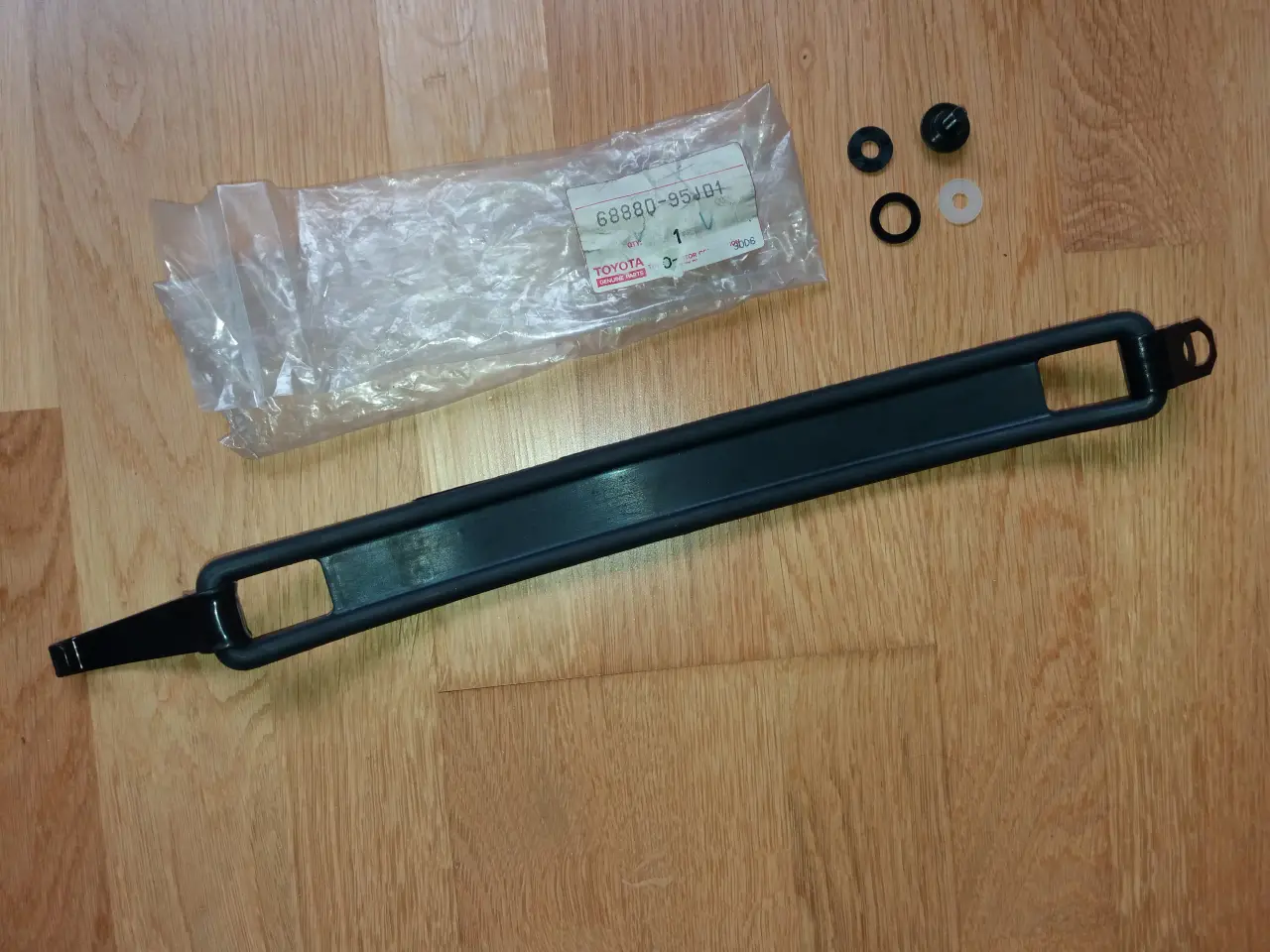Billede 2 - Strop for bagdør Hiace / Dyna