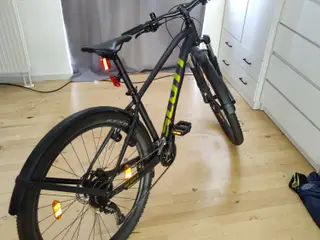 Scott Aspect 950 EQ - M (ca. 163-179 cm)
