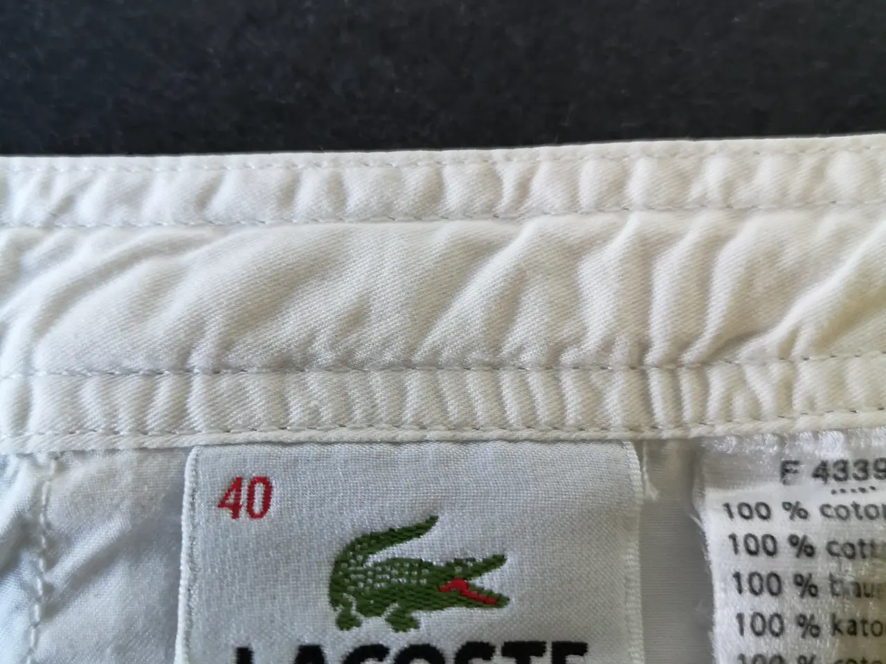 Billede 3 - Smarte Lacoste bukser str. 40