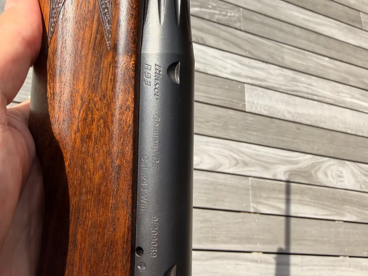 Billede 12 - Blaser R93 specialskæfte thumbhole kal .243 fluted