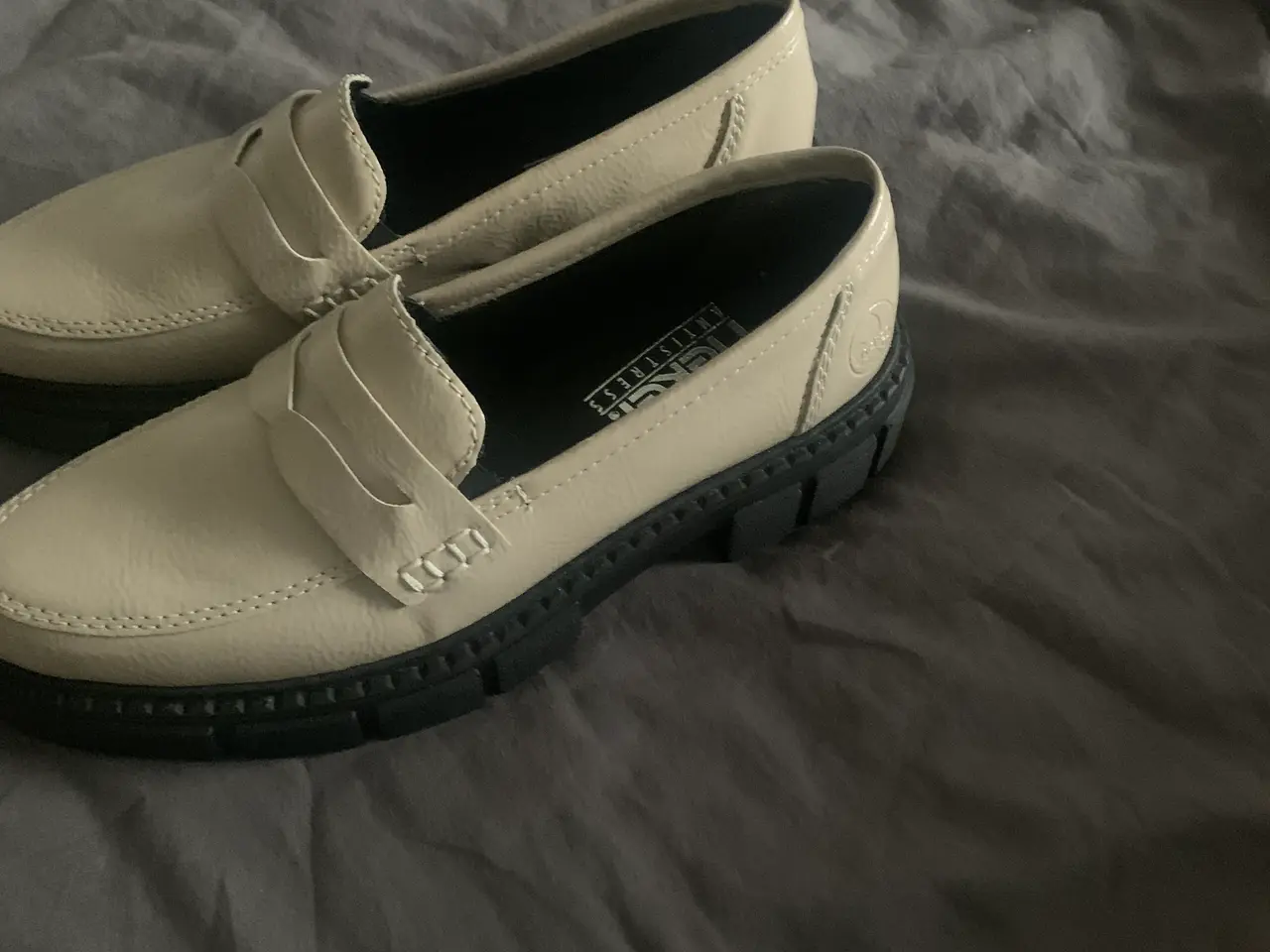 Billede 2 - Nye flotte Rieker loafers sko str 40🌸