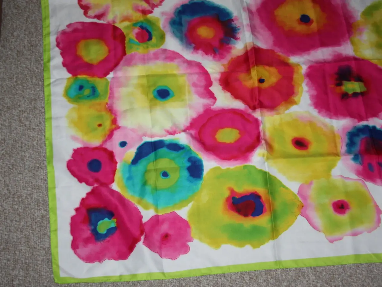 Billede 4 - Silke/viscose tørklæde 100 cm x 100 cm 30% silke