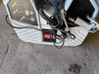 Duro D-AC 190 kompressor med manometer og tilbehør