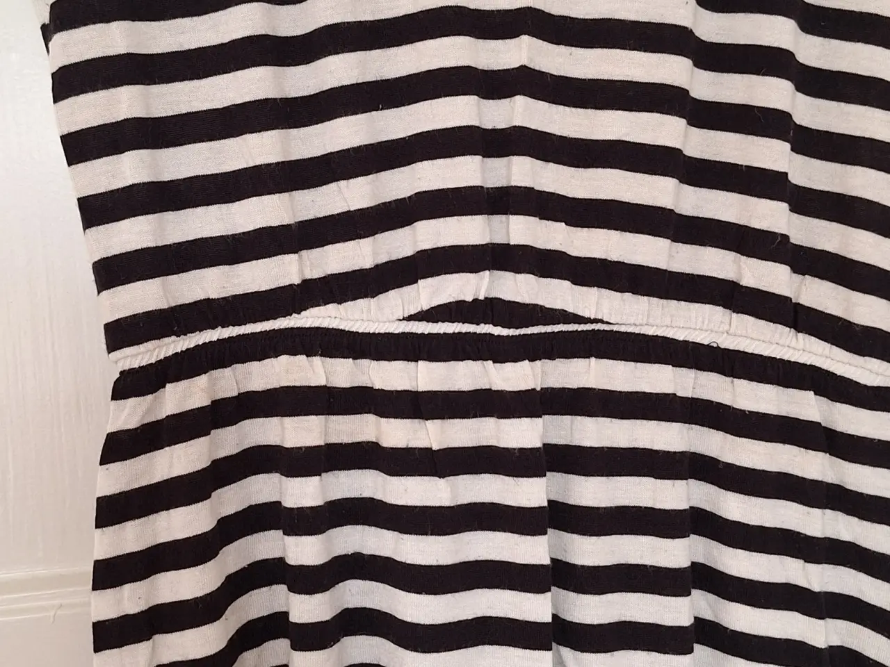 Billede 3 - Monki kjole str. Xs