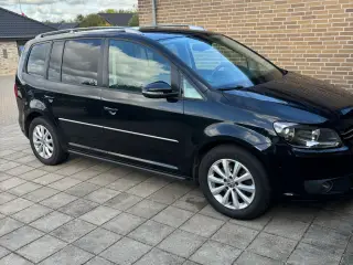 7 personers Touran Highline 2,0 TDI blueMotion