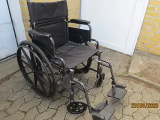 1 stk Kørestol Cpl med Fodstøtter