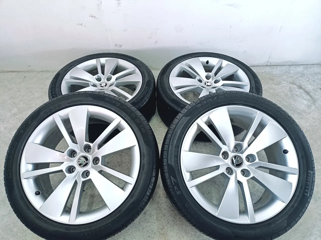 Billede 3 - 5x112 18" ET44 nav 57,1ø SKODA sommersæt