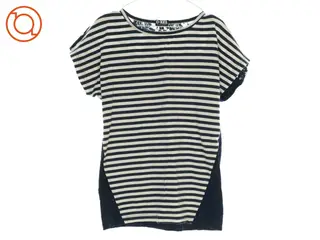 T shirt fra D-Xel (Str. 12 år)