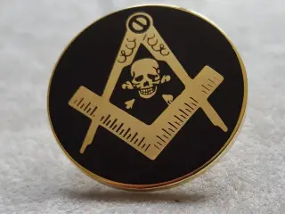 frimurer tegn sort med skull