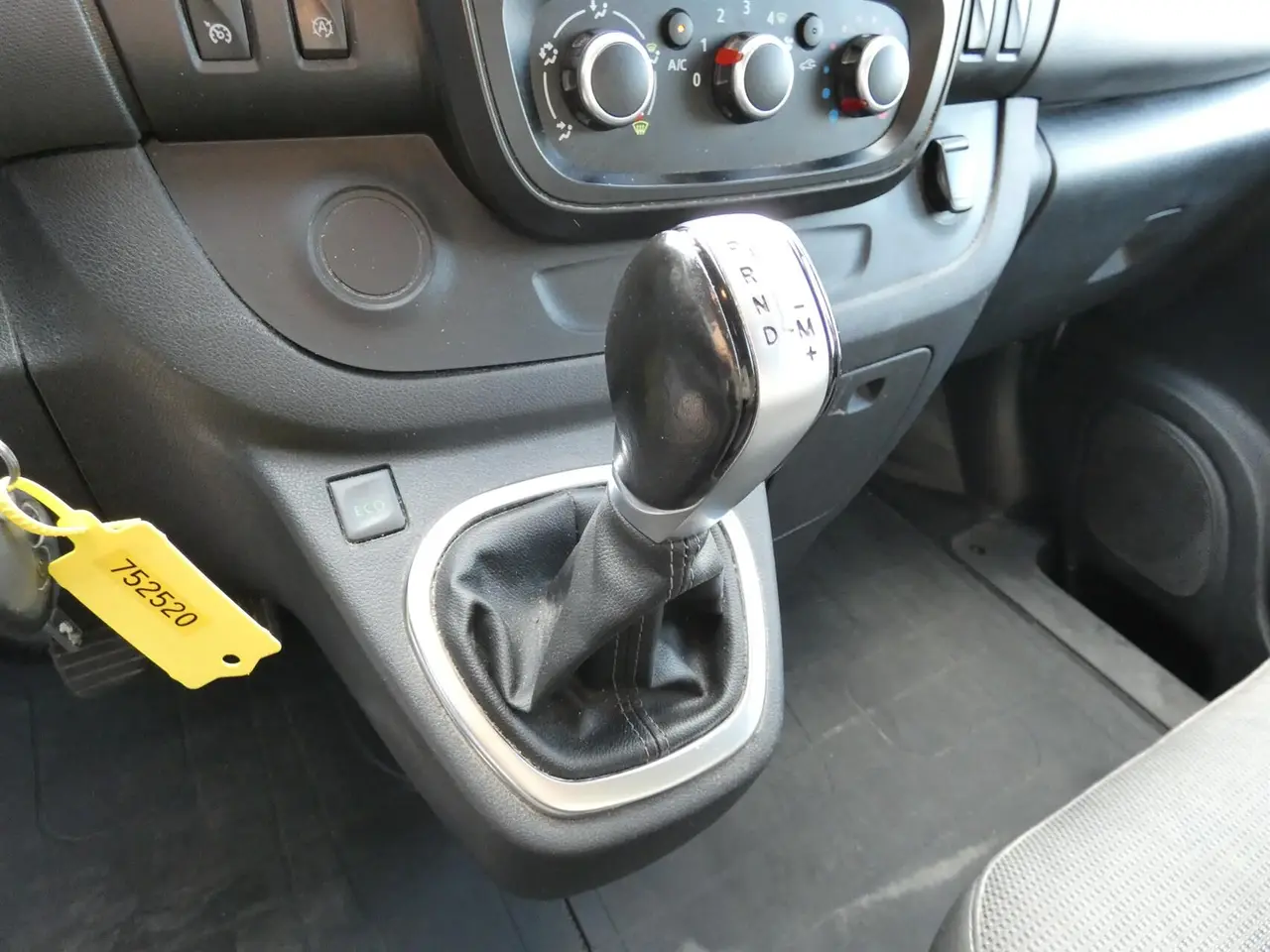 Billede 12 - Renault Trafic T29 L2H1 2,0 DCI 145HK Van 6g Aut.