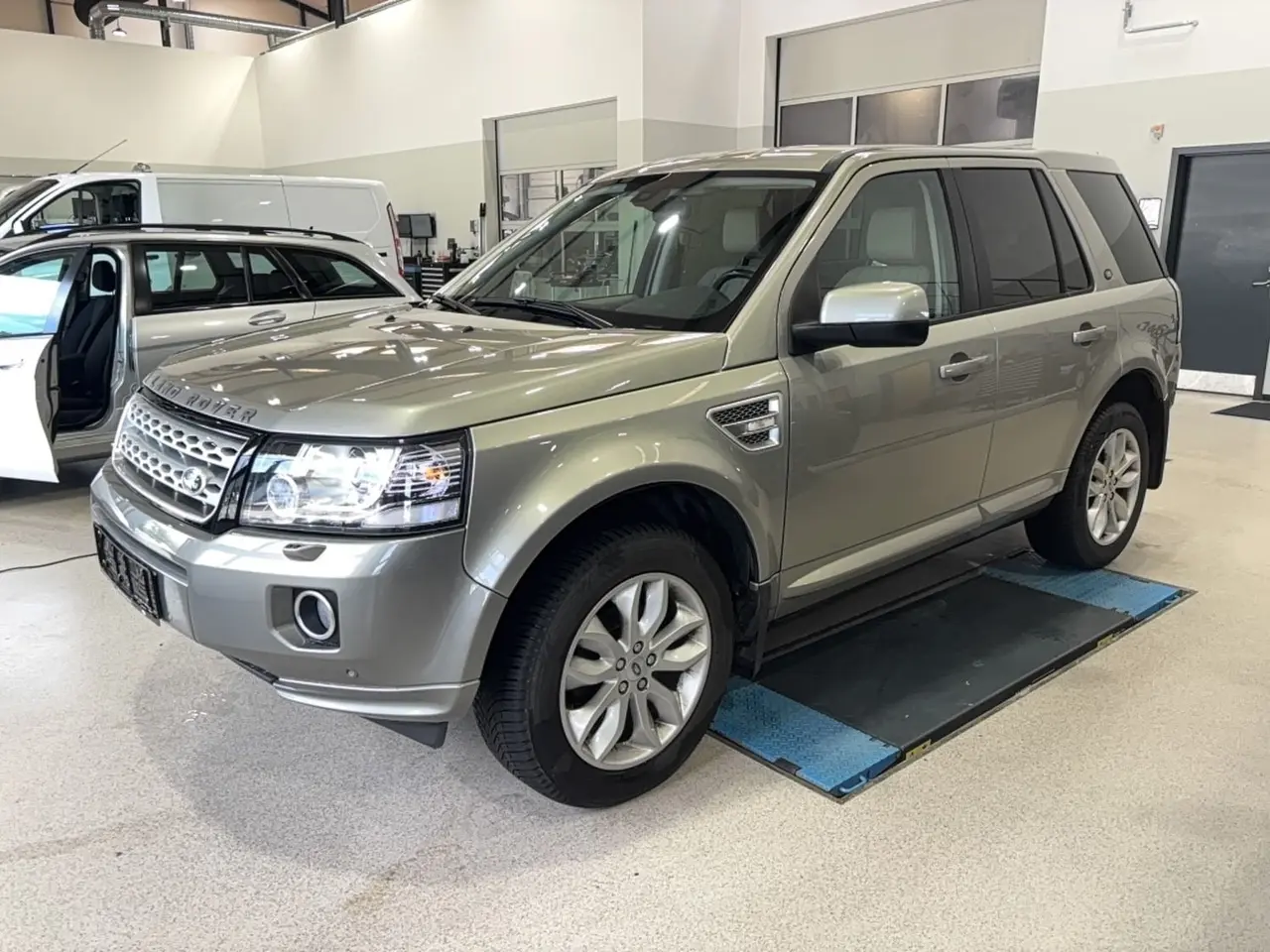 Billede 2 - Land Rover Freelander 2 2,2 TD4 HSE aut. Van