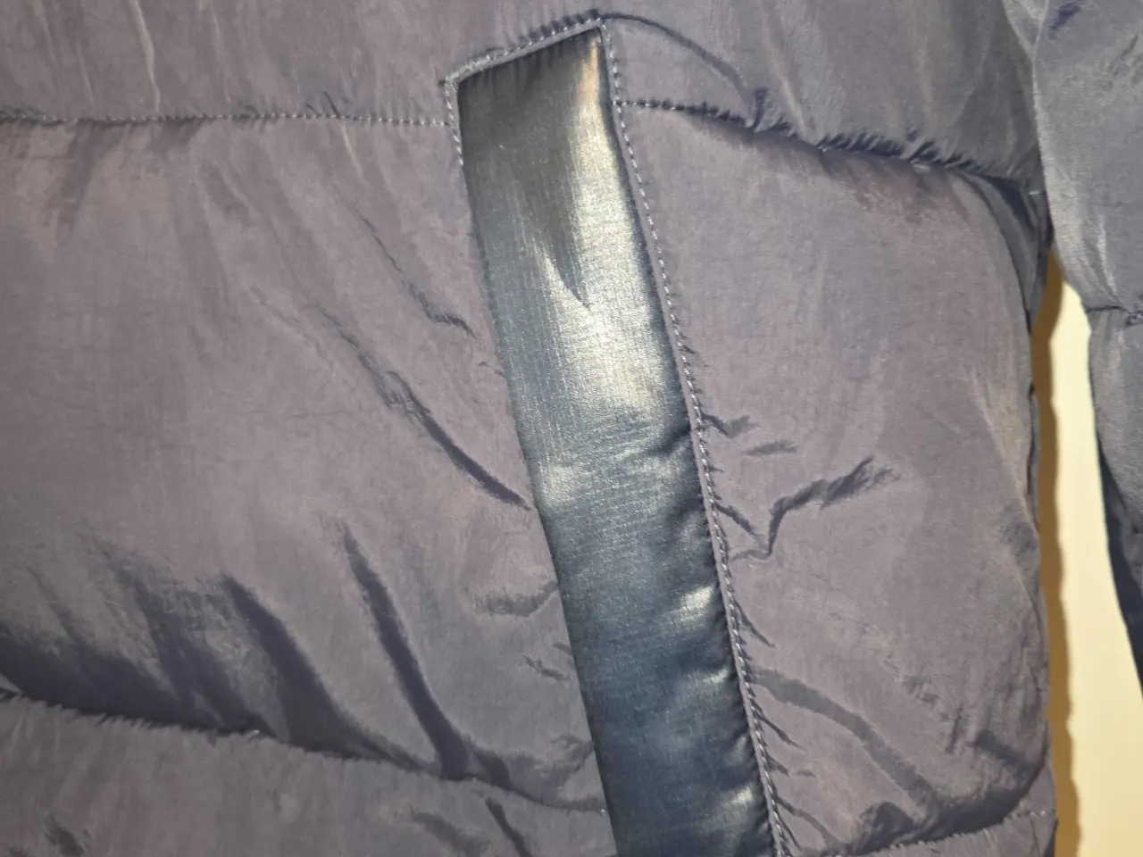 Billede 4 - Tommy Hilfiger dynejakke Str XL