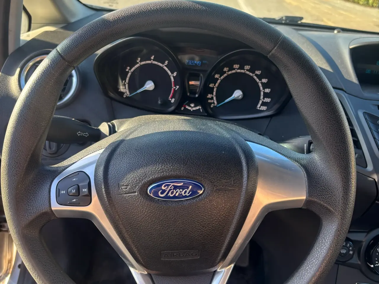 Billede 8 - Ford Fiesta 5d til salg!