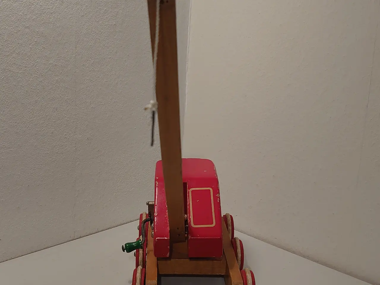 Billede 5 - Brio kran. Lakeret bøgetræ. 1970´erne.