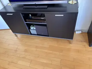 TV bord i sort træ