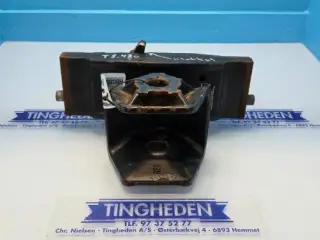 New Holland T8.420 Hitch 84478245