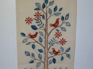 Broderi med træ