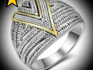* Fedeste ring med masser af graveringer - i Tibet
