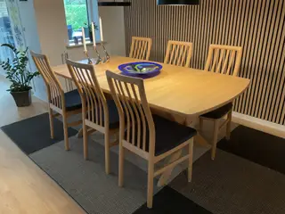 Sæbebehandlet massiv bøge spisebord