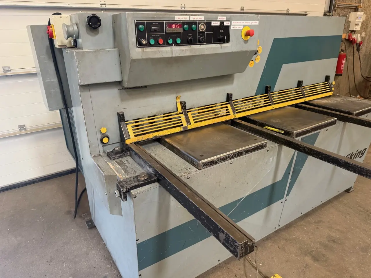 Billede 3 - Maskinsaks 2000 x 8 mm. Dansk produceret HM