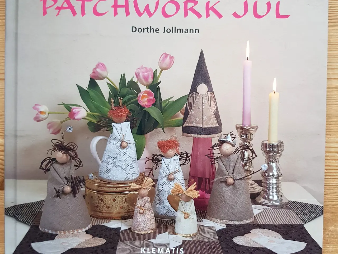 Billede 1 - Julepatchwork bøger - på dansk