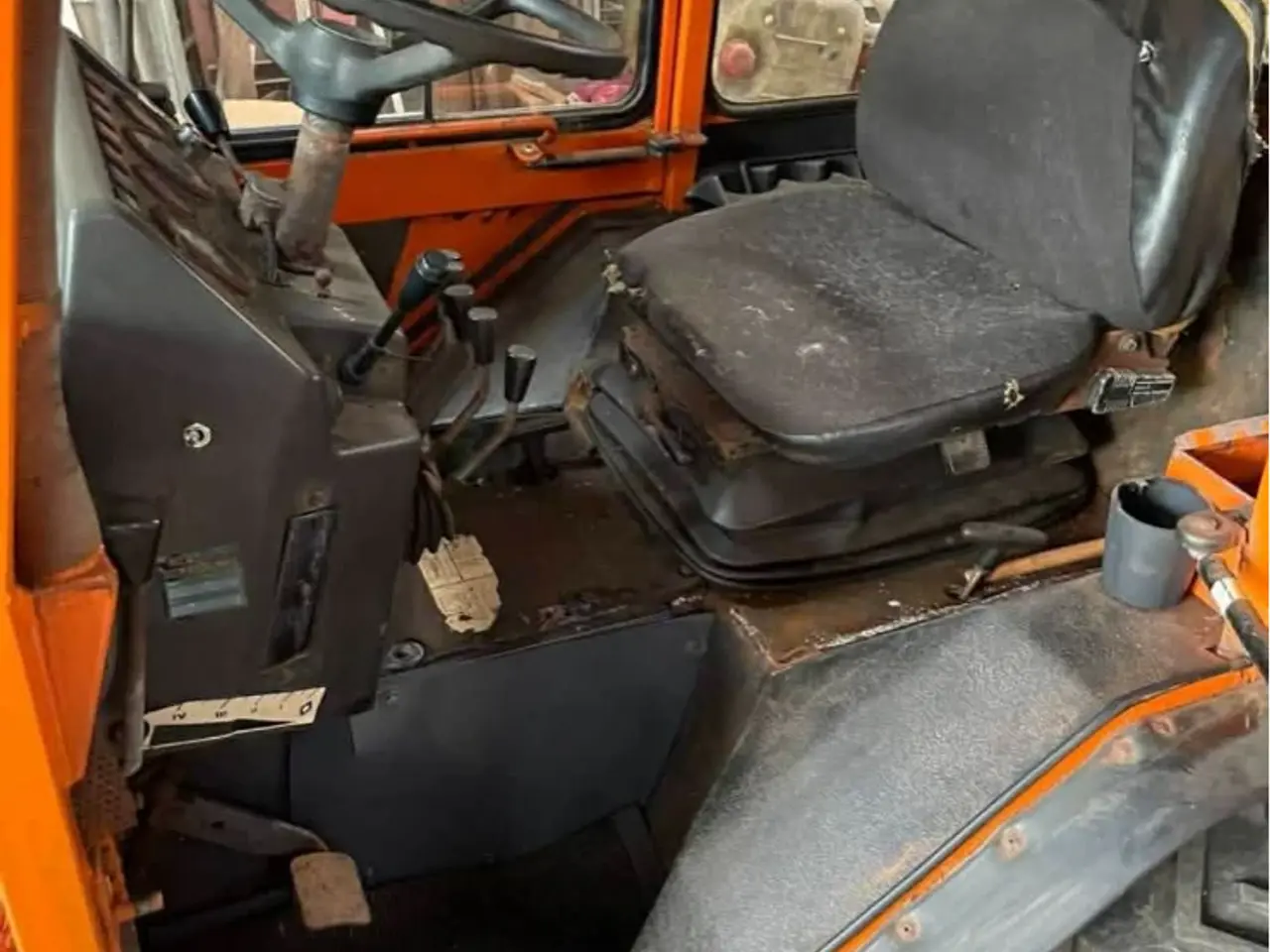 Billede 4 - Minitraktor holder p70