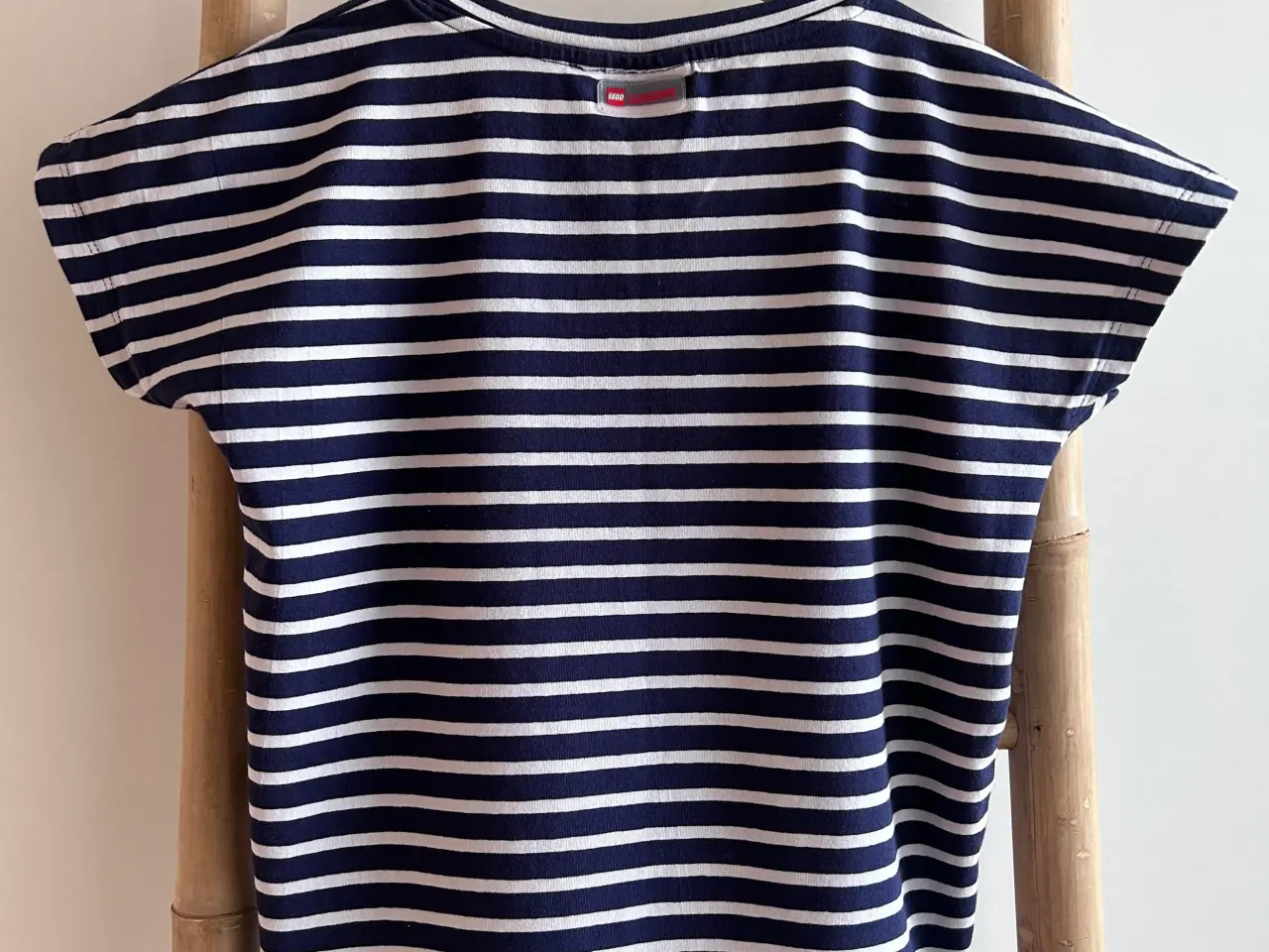 Billede 3 - Lego Wear T-shirt navystribet, str. 134