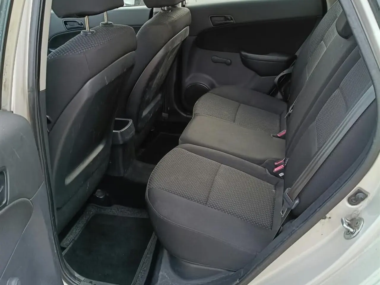 Billede 3 - Hyundai i30 1,6 CRDi Comfort A/C 90HK Stc 6g