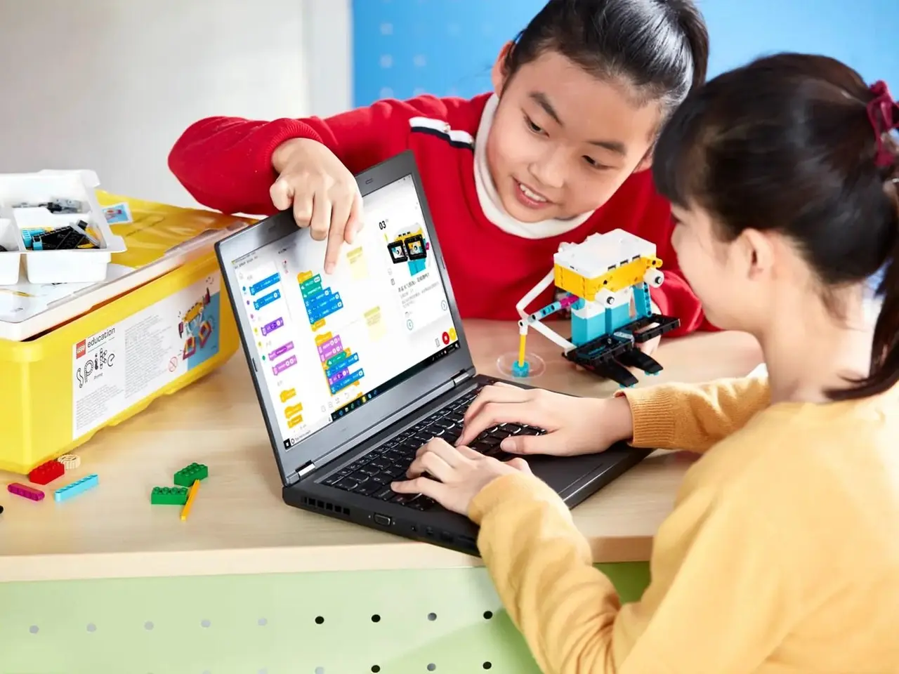 Billede 9 - LEGO byggesæt Education SPIKE Prime 45678 (10+)