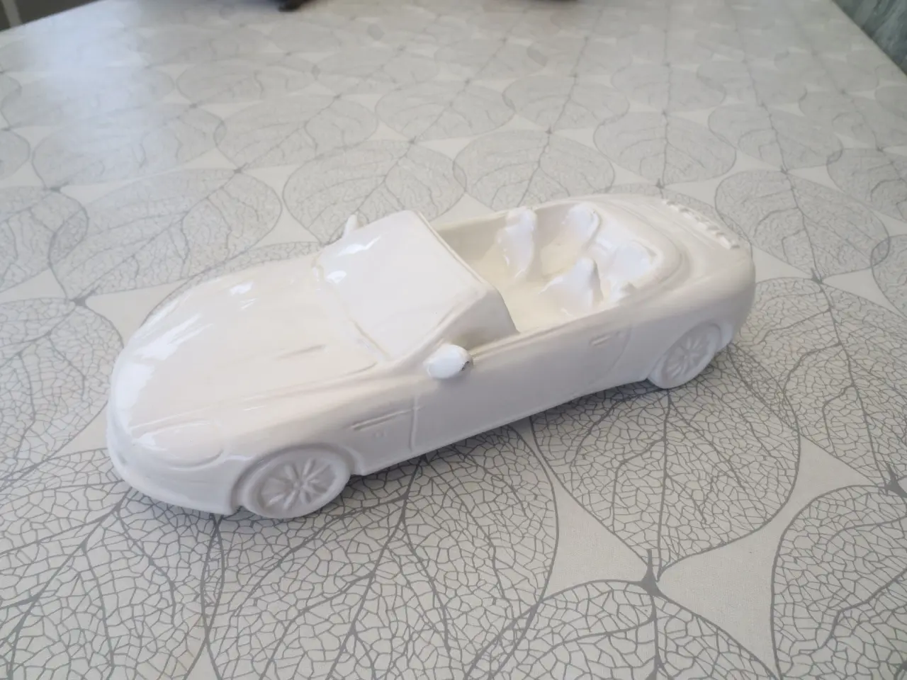 Billede 1 - 1 stk Modelbil i Porcelæn DIESEL