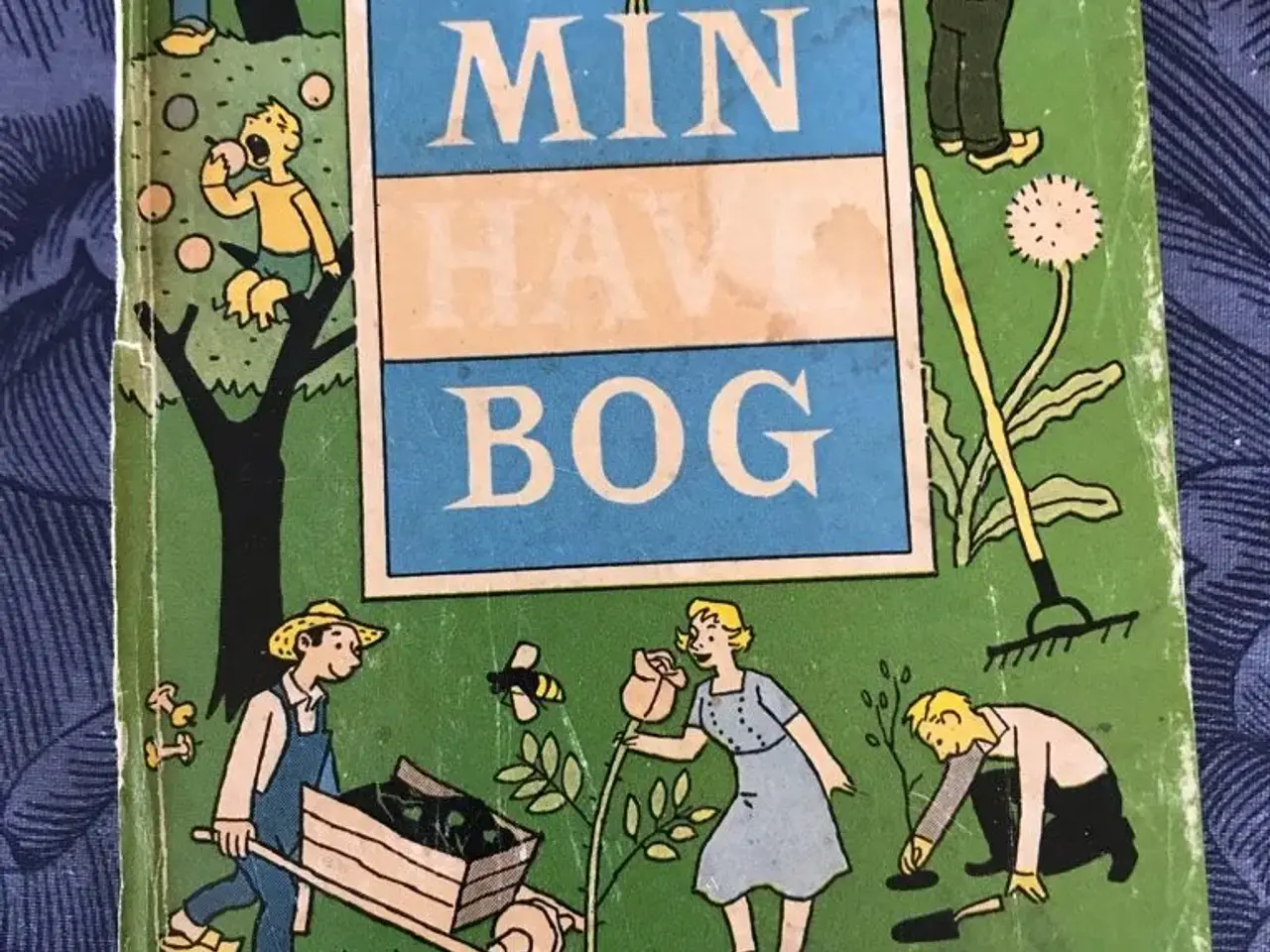 Billede 1 - Blandede bøger giv et bud