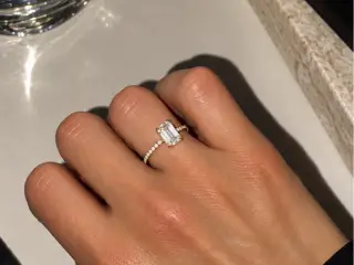 Diamantring 2,14 ct i 14 kt guld – helt ny