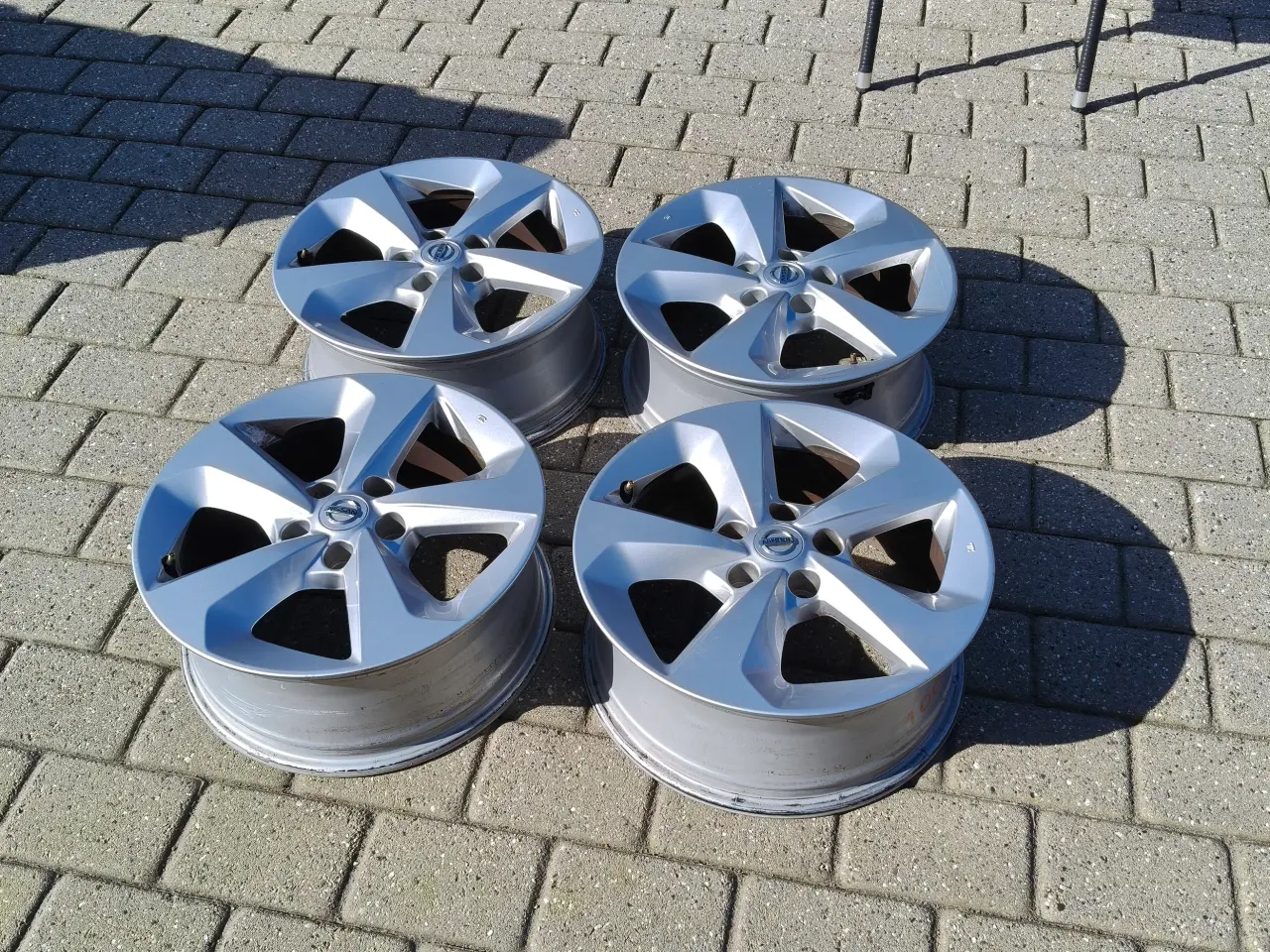 Billede 1 - 17" Alufælge til Nissan QASHQAI